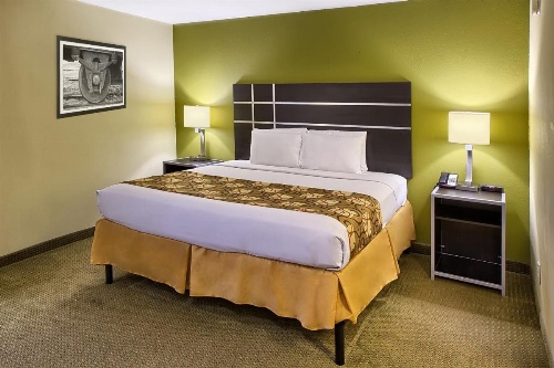 Country Hearth Inn Knightdale Raleigh image 11