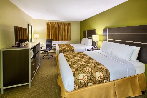 Country Hearth Inn Knightdale Raleigh image 18