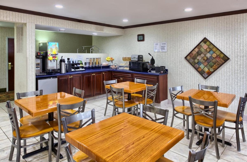 Country Hearth Inn Knightdale Raleigh